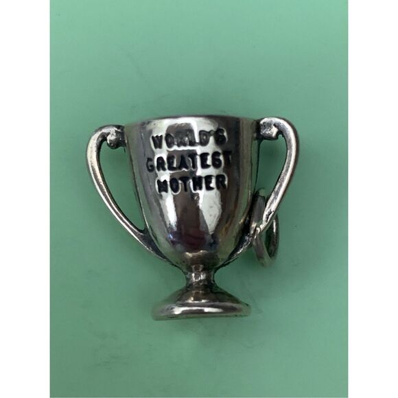 Trophy Worlds Greatest Mother #awards #mom - Picture 1 of 3